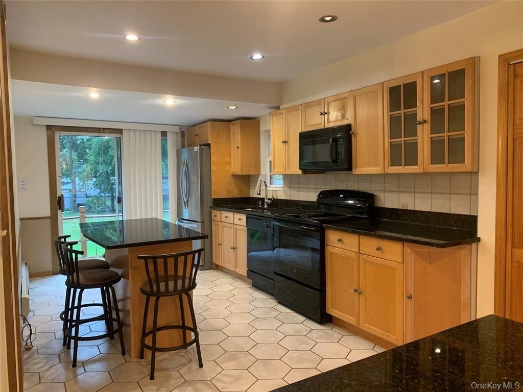 2 Stuart Drive - Photo 5