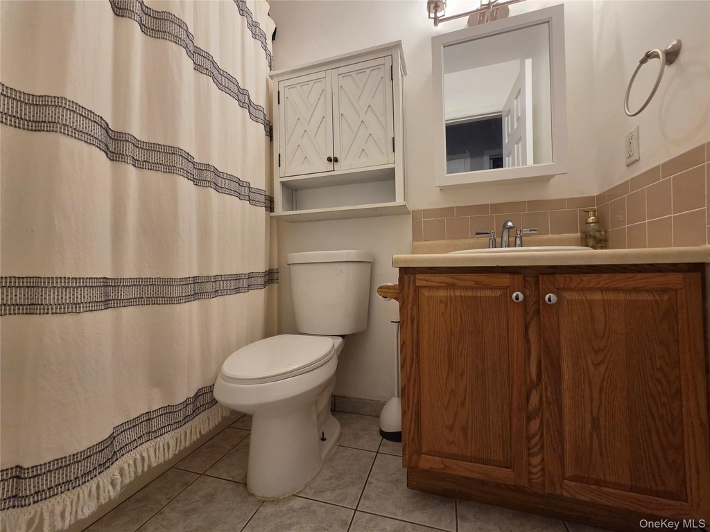 706 Tower Avenue - Photo 5