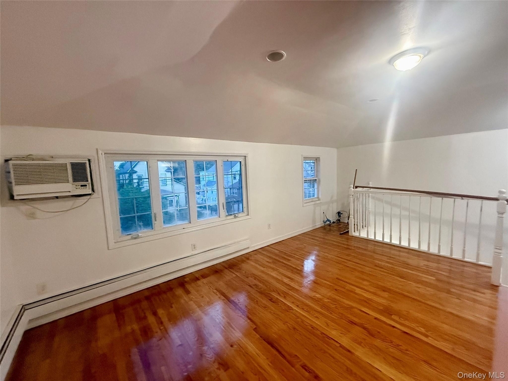 11535 158th Street - Photo 2