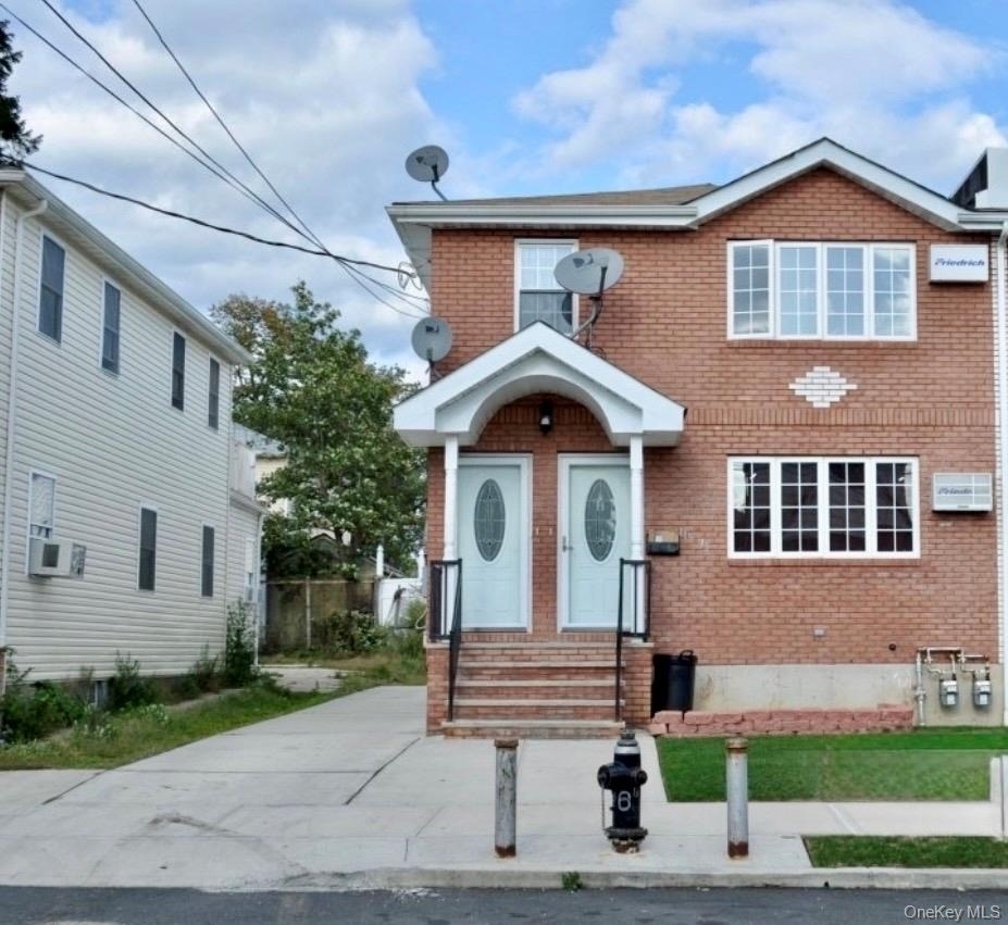 11535 158th Street - Photo 0