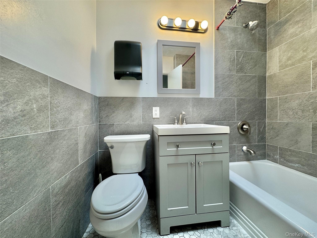 2730 Francis Lewis Boulevard - Photo 6