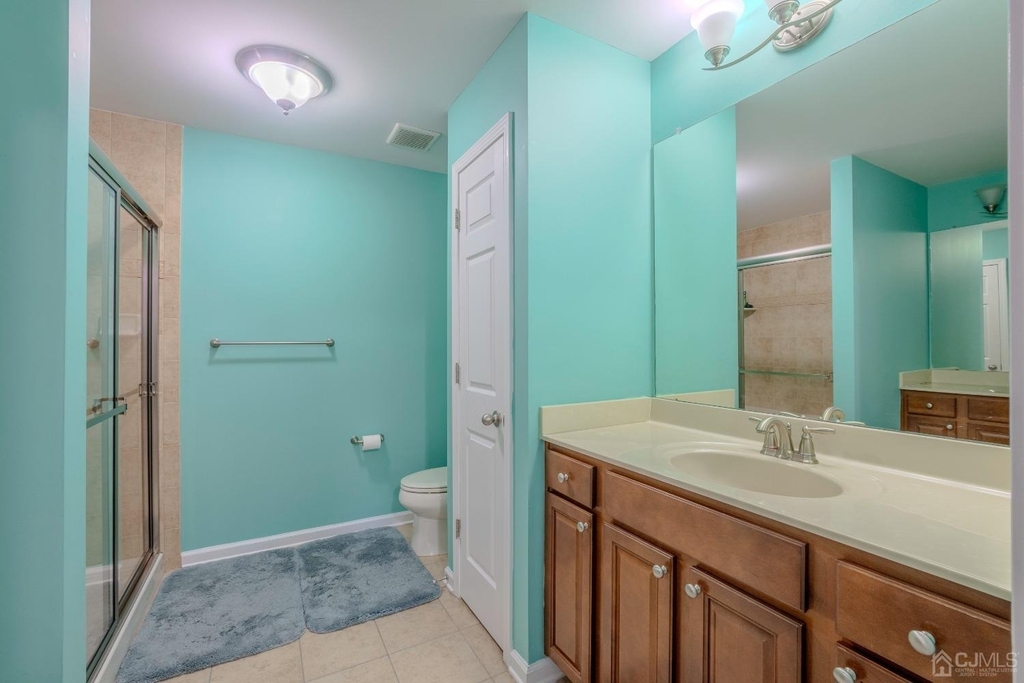 2474 N Canterbury Lane - Photo 31