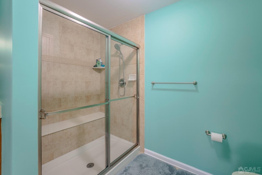 2474 N Canterbury Lane - Photo 33