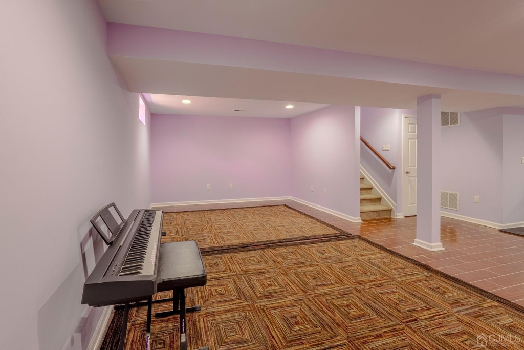 2474 N Canterbury Lane - Photo 39