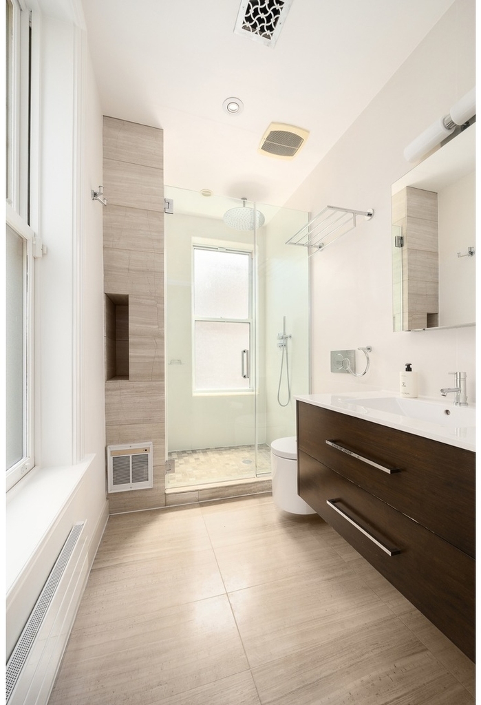 582 2nd Street - Photo 7