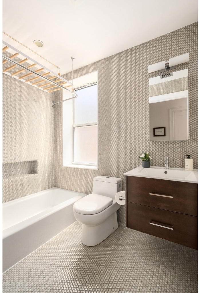 582 2nd Street - Photo 9