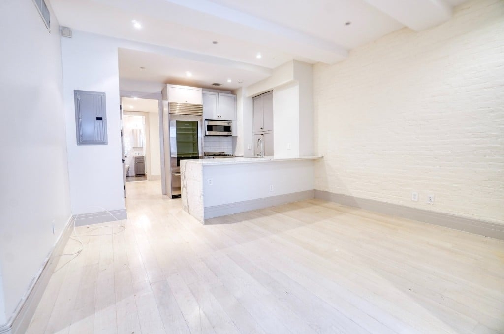 43 W 27th Street - Photo 1