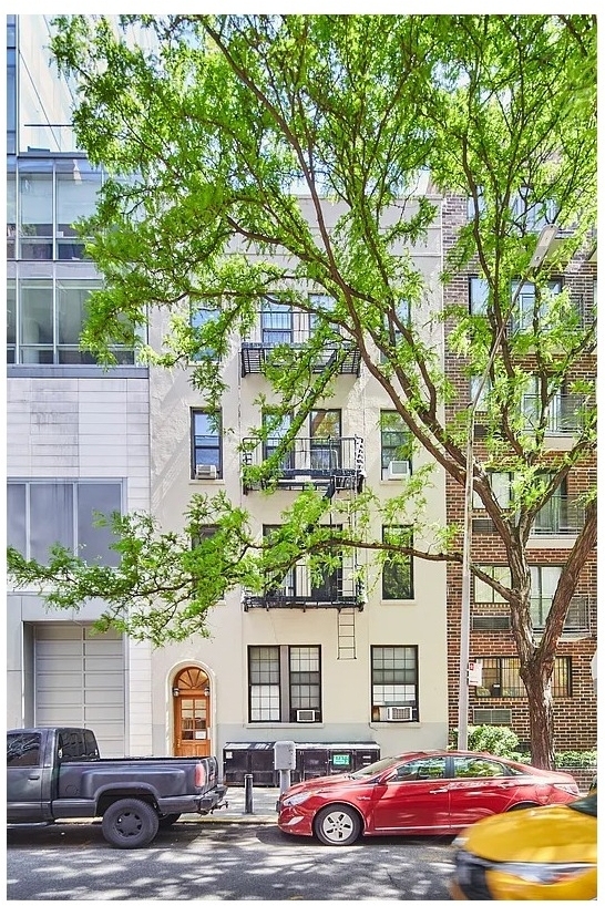 155 E 85th Street - Photo 4