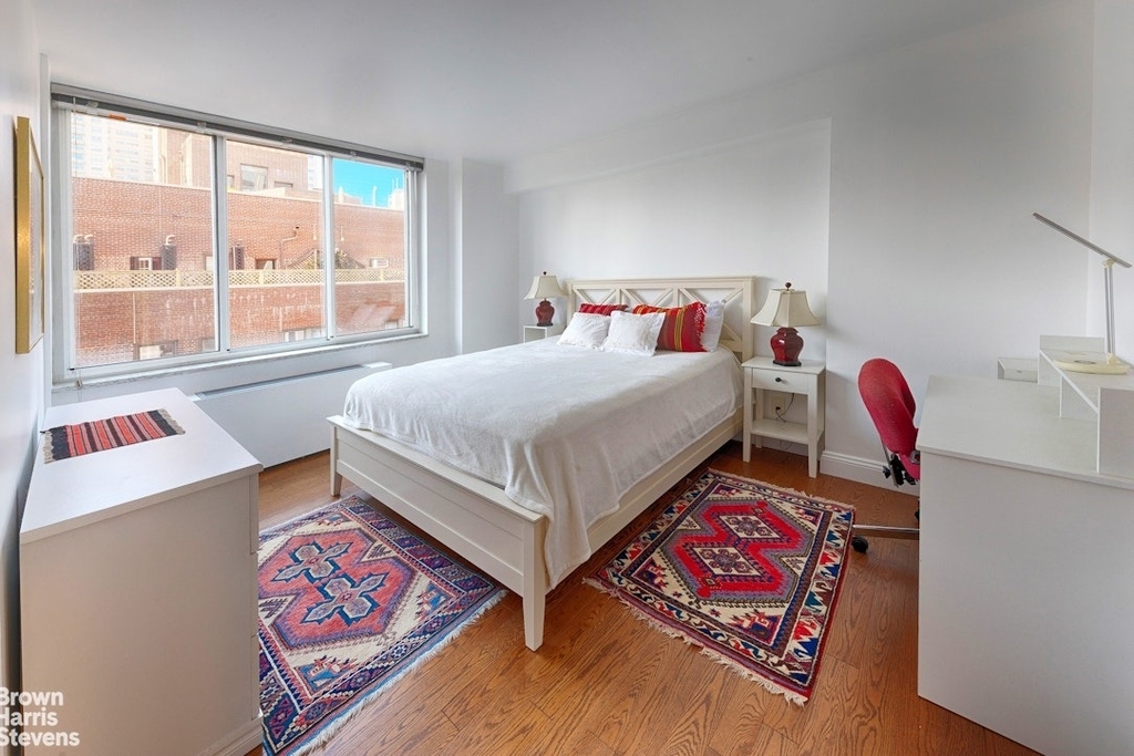 420 E 58th Street - Photo 2