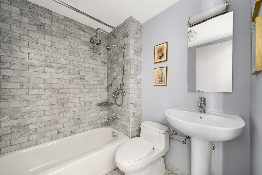 43 W 12th Street - Photo 15