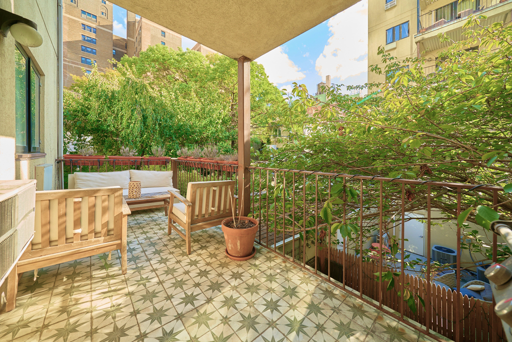 480 State Street - Photo 6