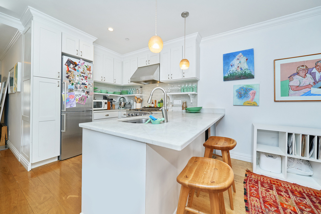 480 State Street - Photo 2