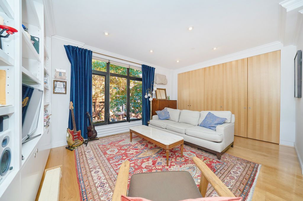 480 State Street - Photo 0