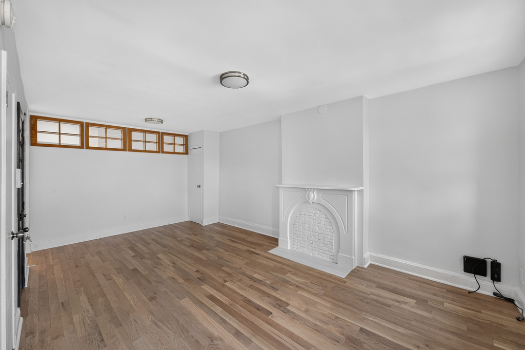 351 Smith Street - Photo 4
