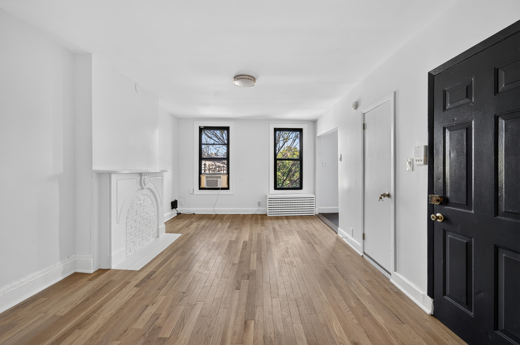 351 Smith Street - Photo 5