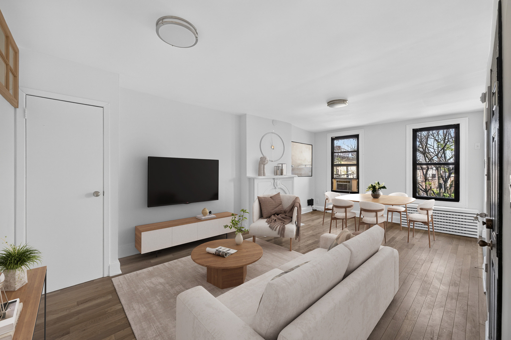 351 Smith Street - Photo 0