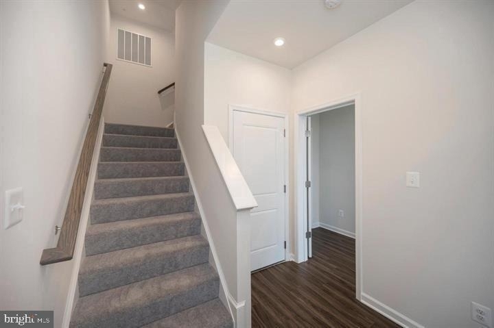 325 Crab Apple Drive - Photo 4