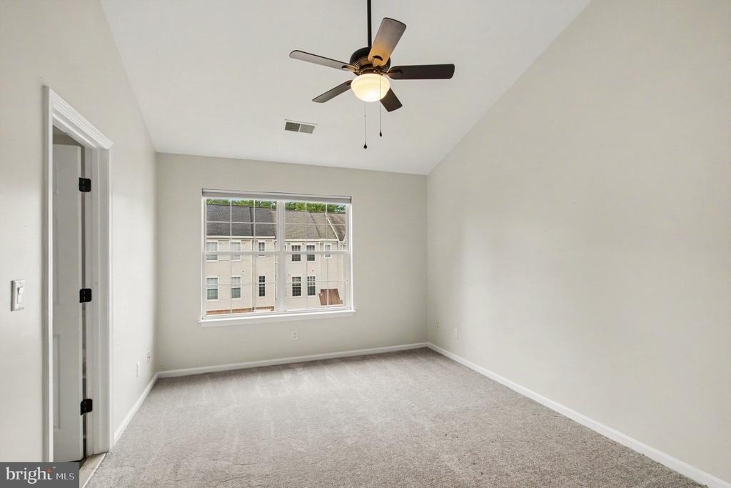 15611 Winding Creek Drive - Photo 15