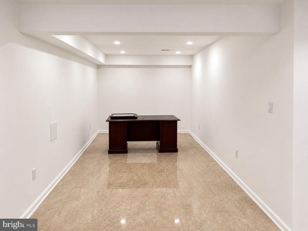 12489 Pfitzner Court - Photo 14