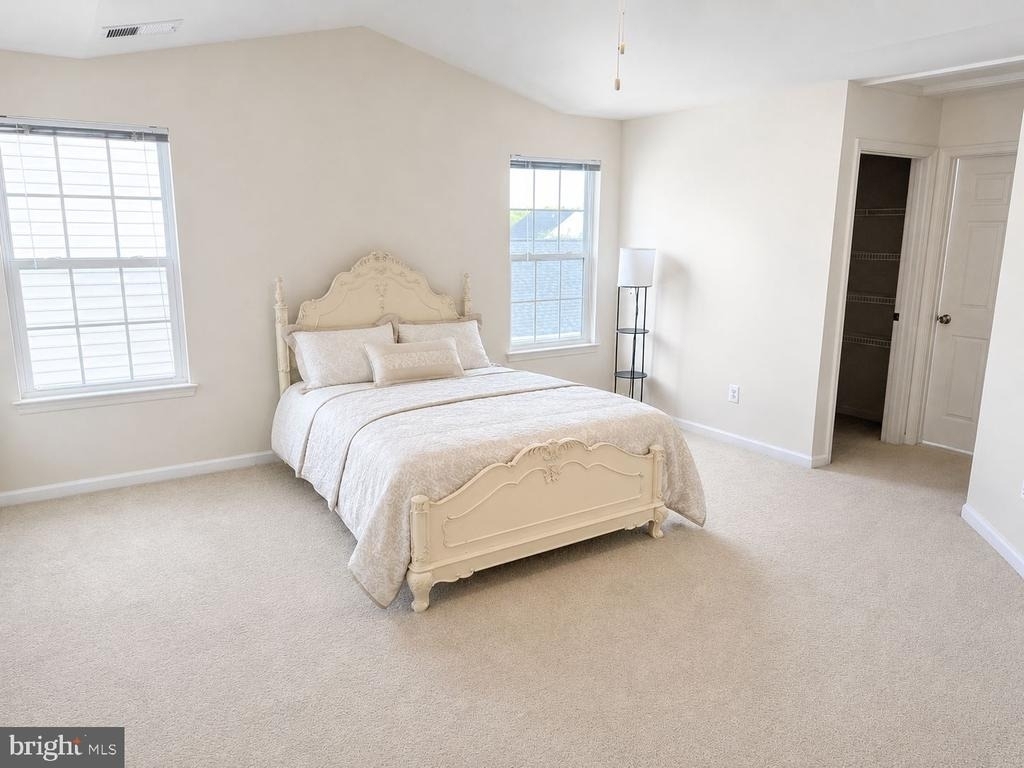 12489 Pfitzner Court - Photo 5