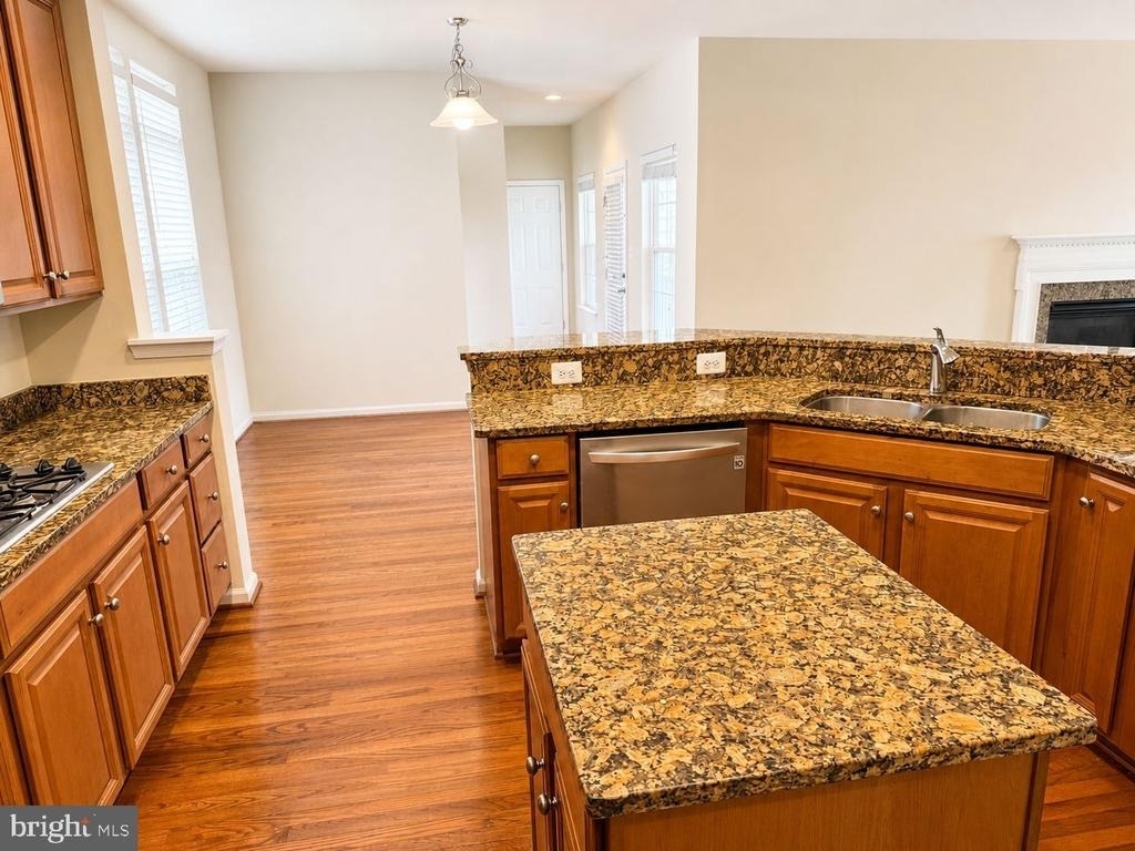 12489 Pfitzner Court - Photo 11