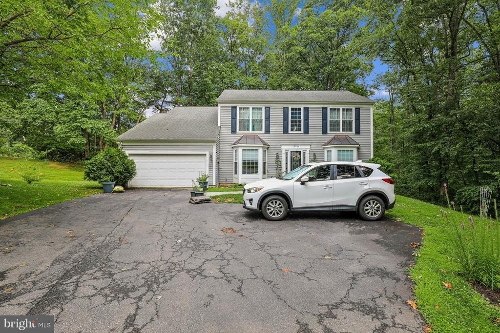 13104 Holly Leaf Court - Photo 2