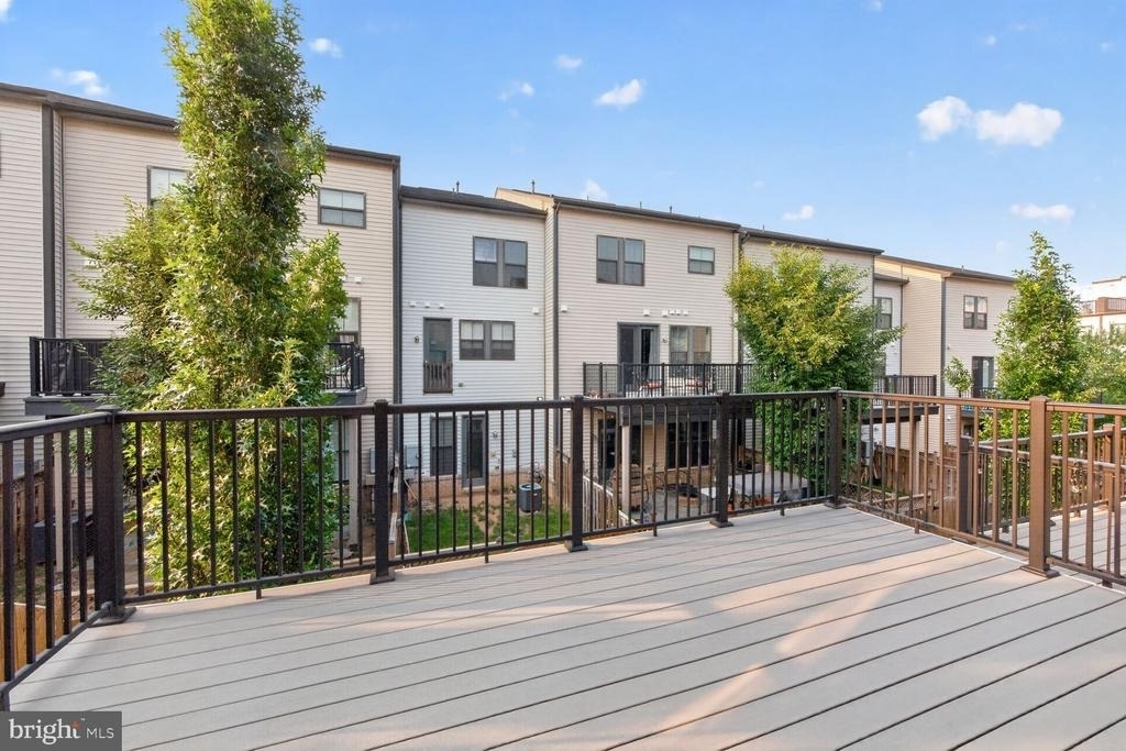 42302 Crawford Terrace - Photo 28
