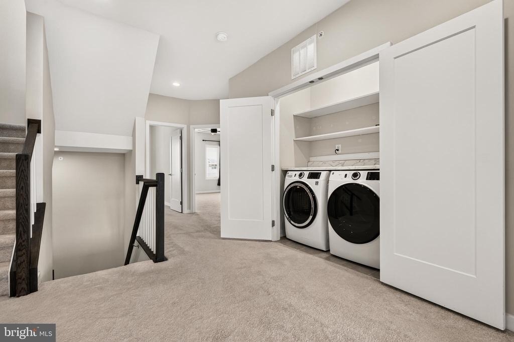 23685 Hopewell Manor Terrace - Photo 19