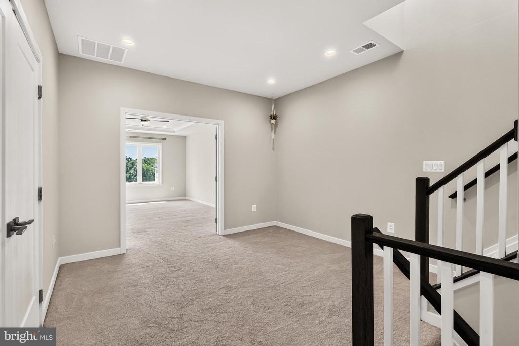 23685 Hopewell Manor Terrace - Photo 18