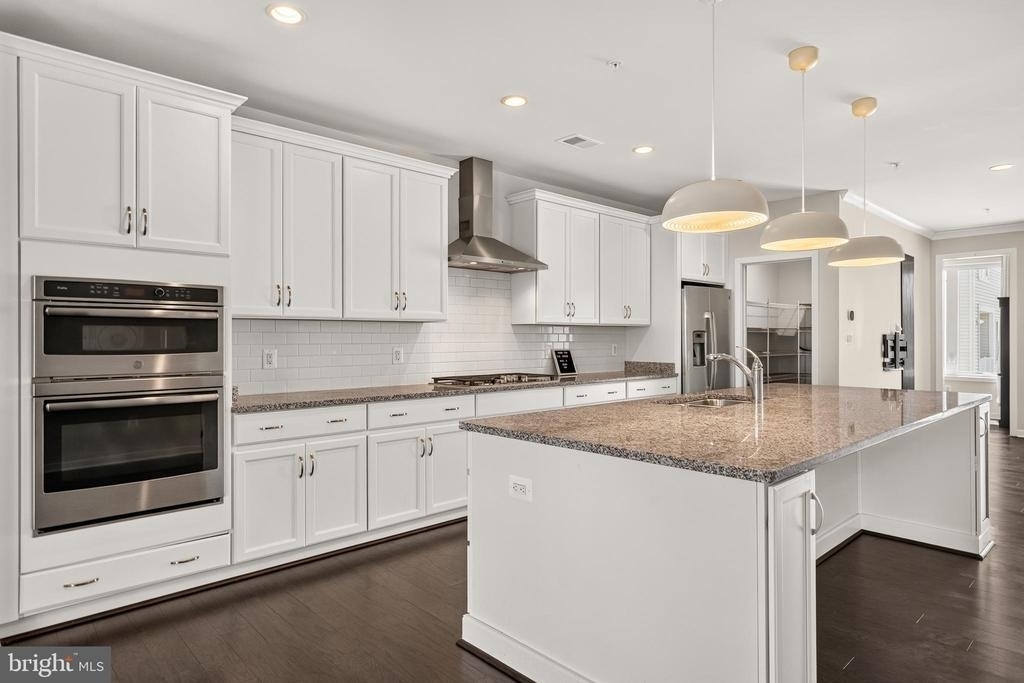 23685 Hopewell Manor Terrace - Photo 10