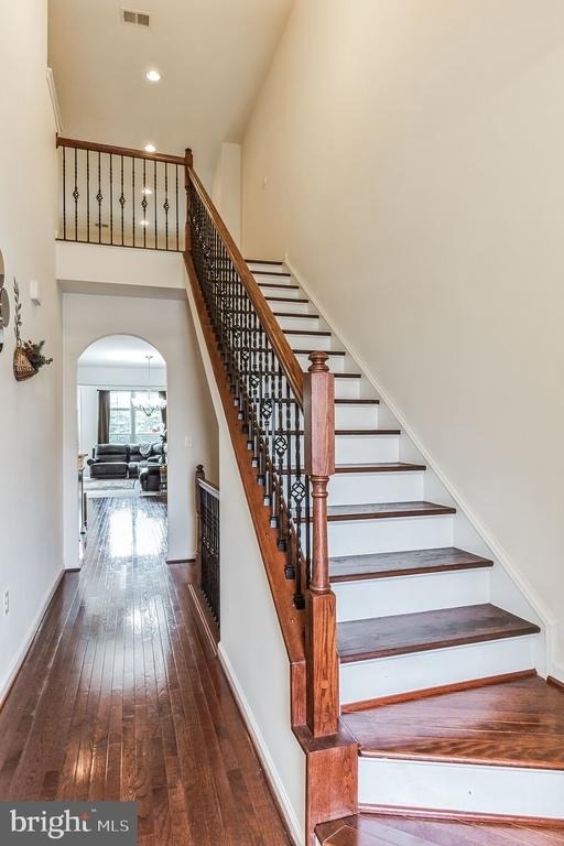 41673 Mcmonagle Square - Photo 2