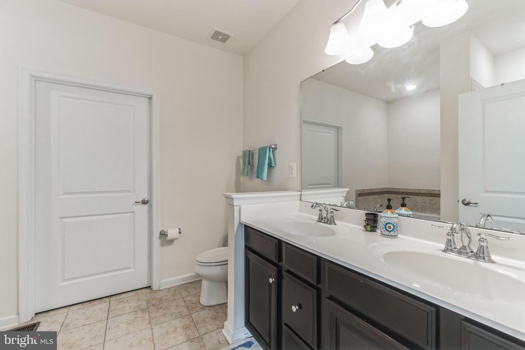 41673 Mcmonagle Square - Photo 13