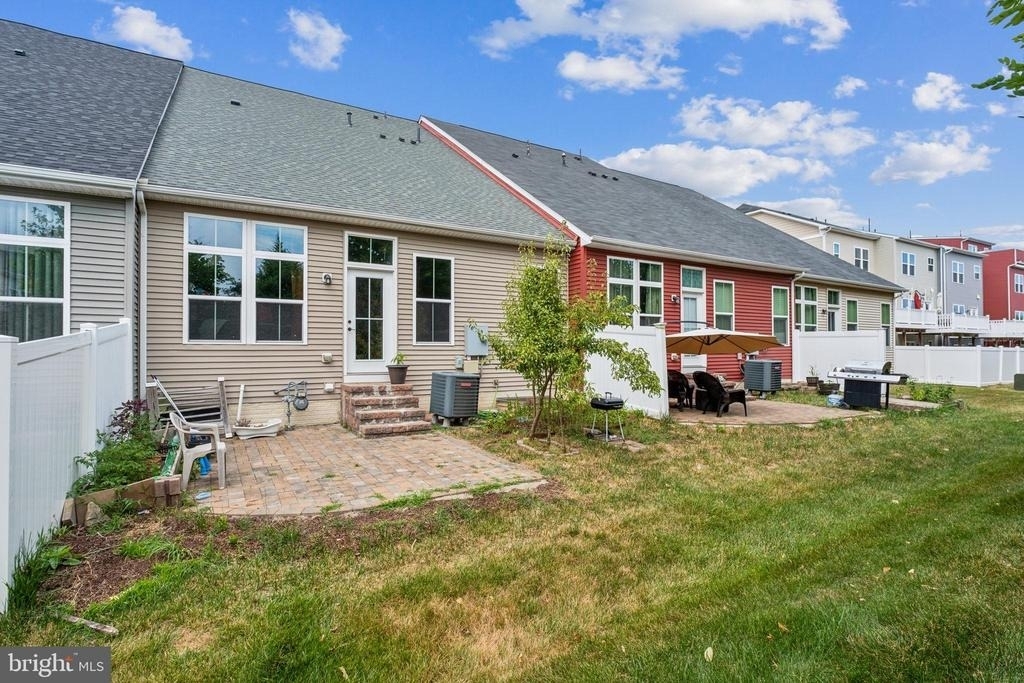 41673 Mcmonagle Square - Photo 29