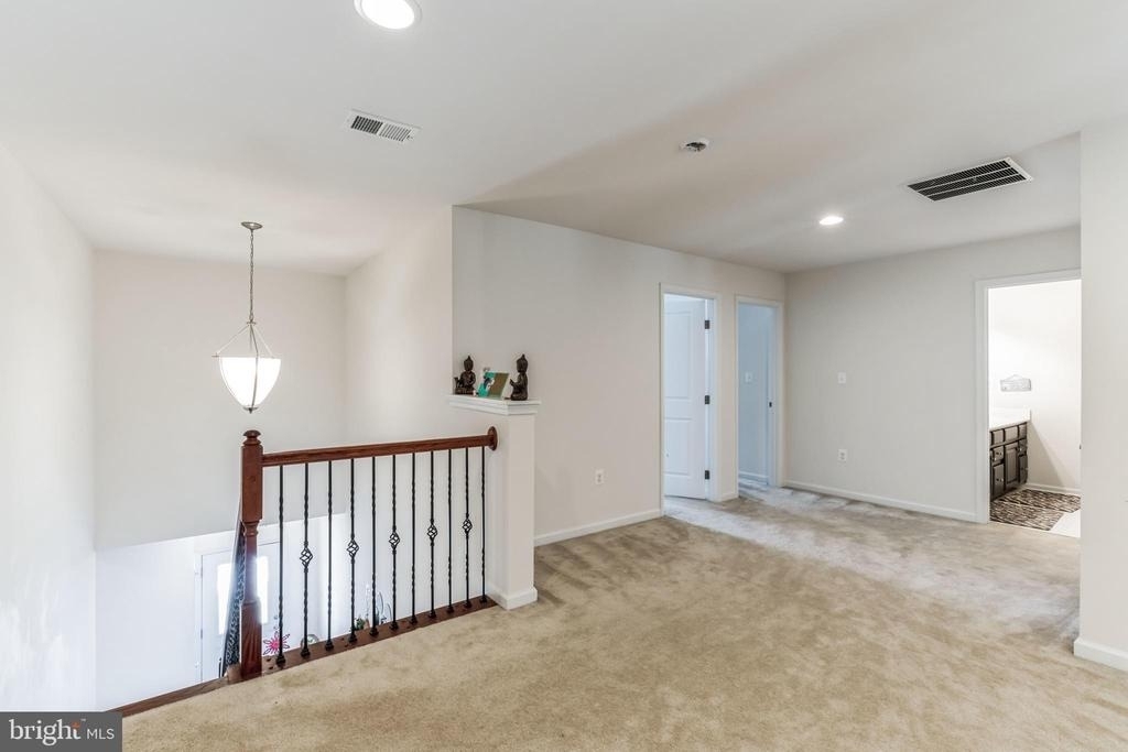 41673 Mcmonagle Square - Photo 16