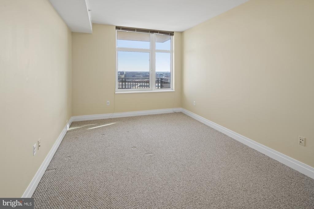 8220 Crestwood Drive - Photo 15