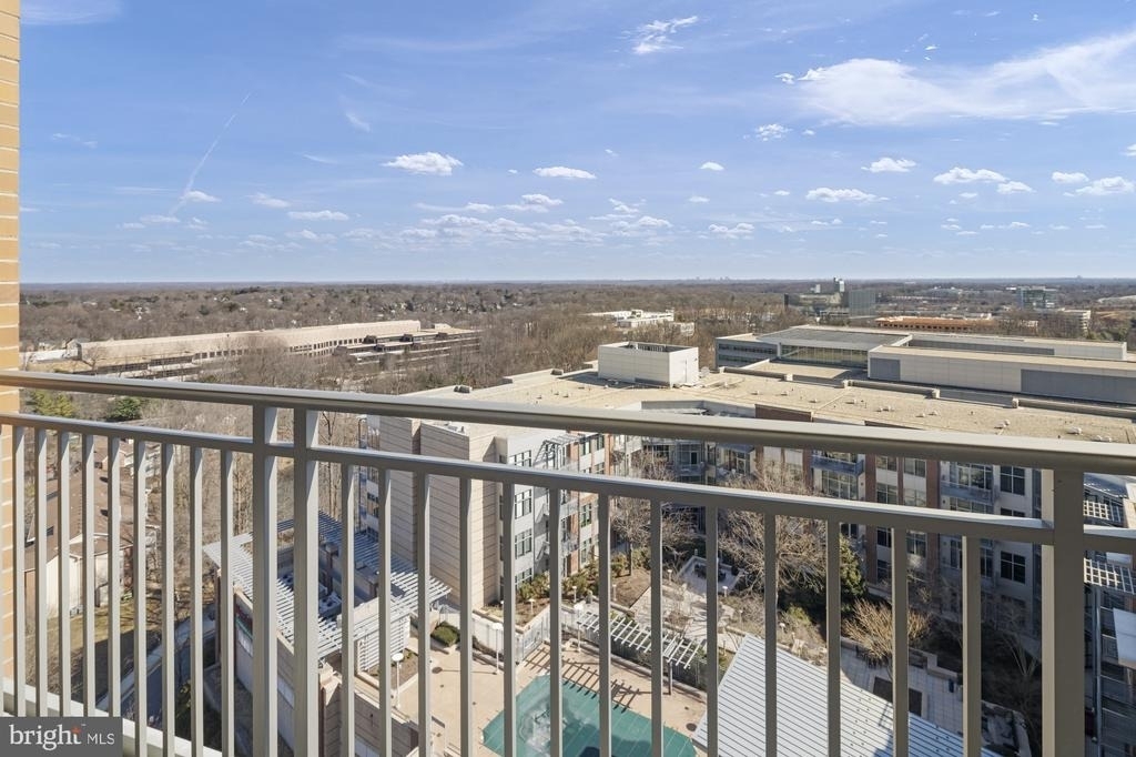 8220 Crestwood Drive - Photo 34