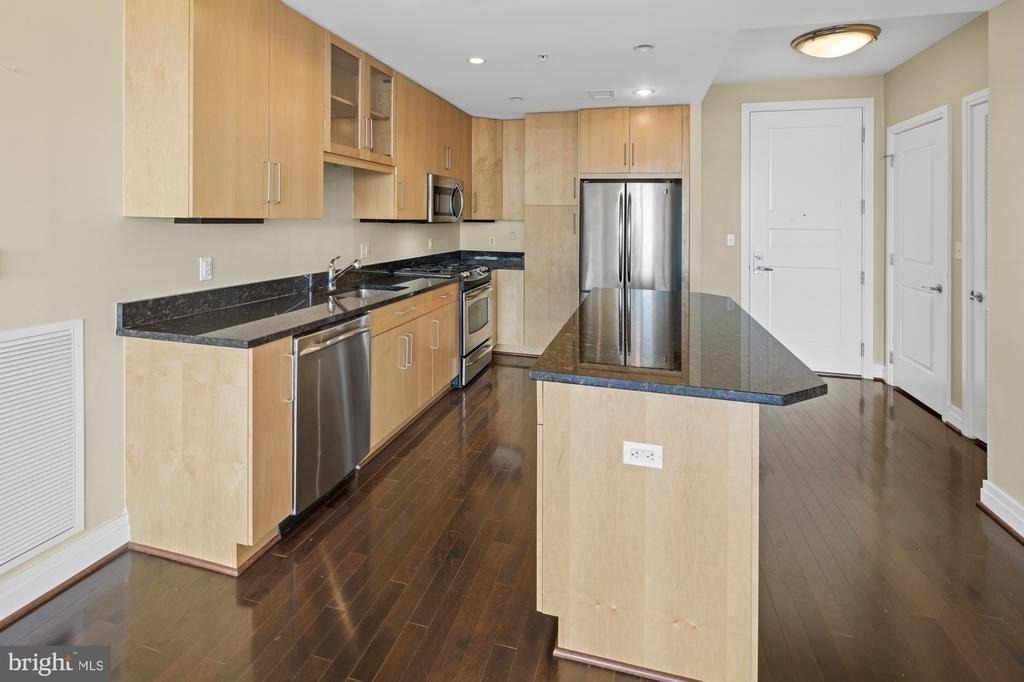 8220 Crestwood Drive - Photo 8