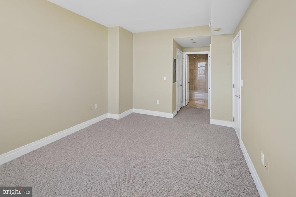 8220 Crestwood Drive - Photo 17