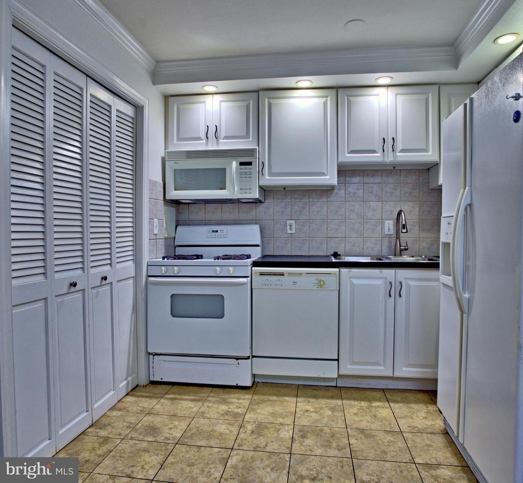 7475 Little River Turnpike - Photo 3