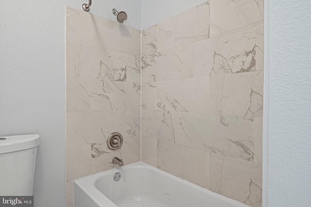 1580 Spring Gate Drive - Photo 17