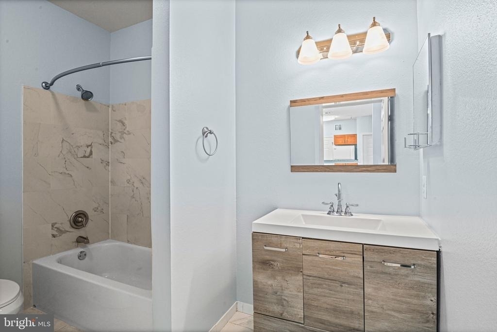 1580 Spring Gate Drive - Photo 16