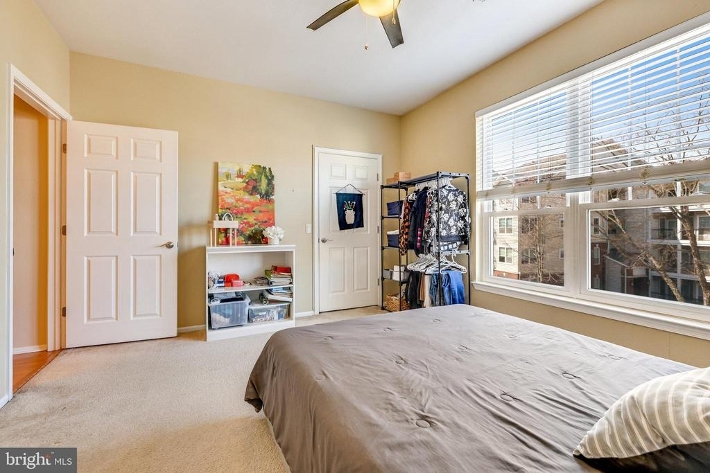 1591 Spring Gate Drive - Photo 27