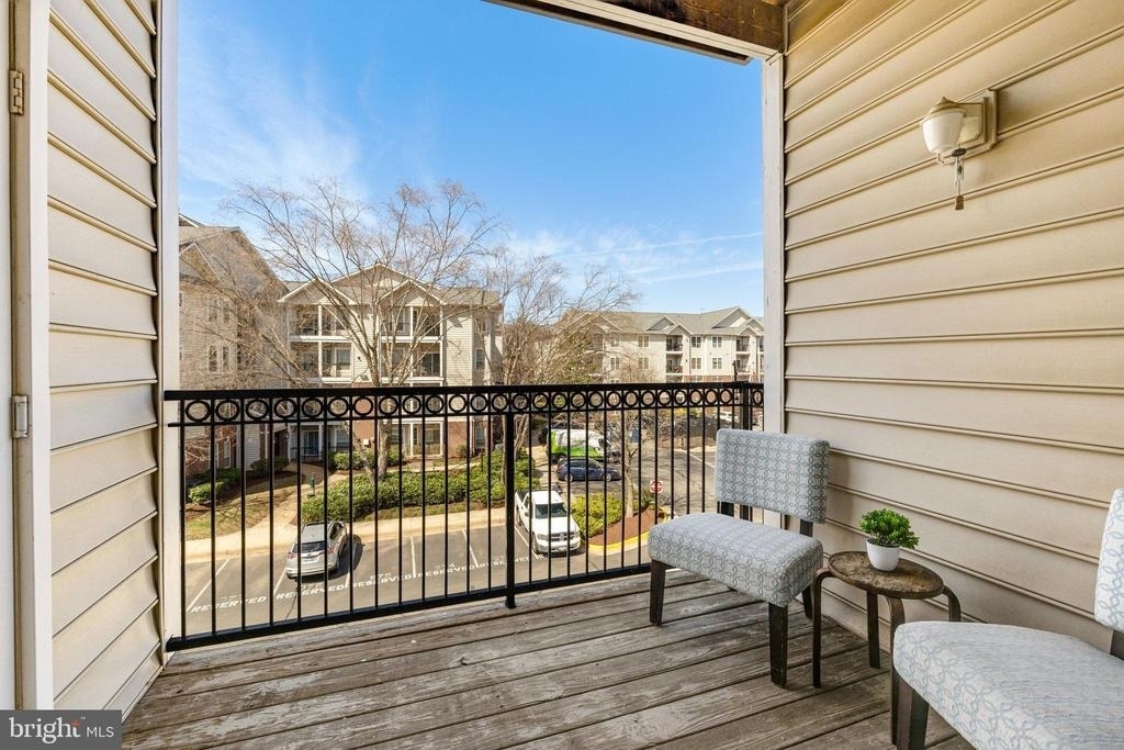 1591 Spring Gate Drive - Photo 7