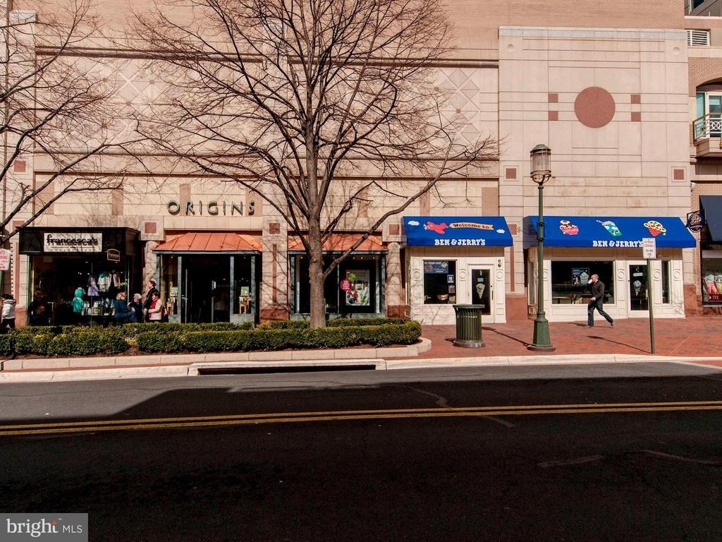 12001 Market Street - Photo 35