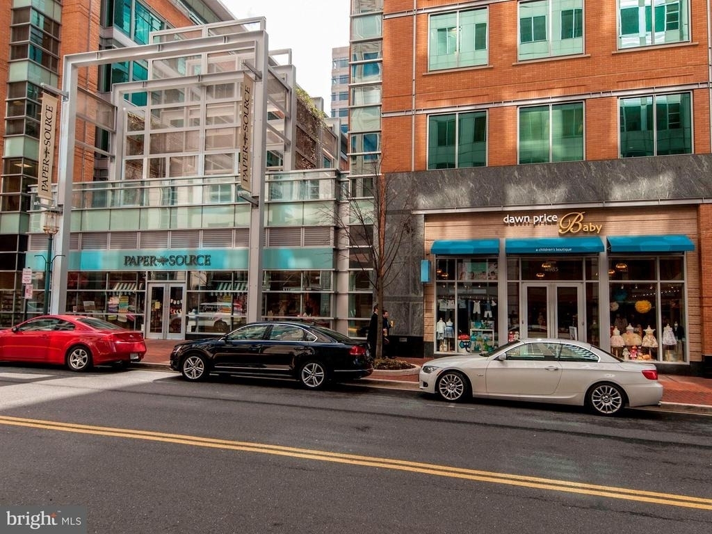 12001 Market Street - Photo 23