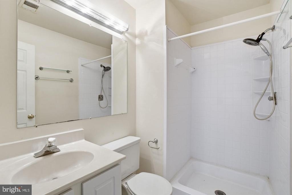 2391 Hunters Square Court - Photo 20
