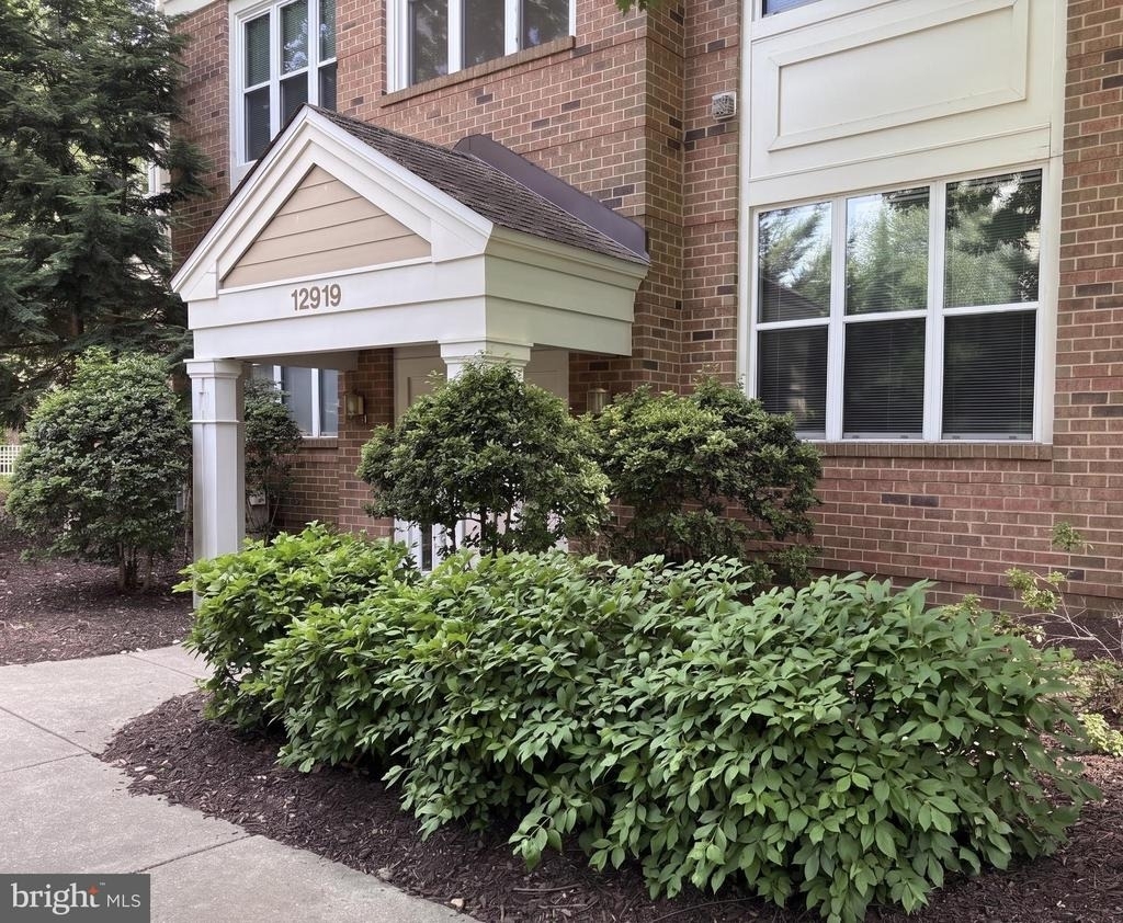 12919 Alton Square - Photo 0