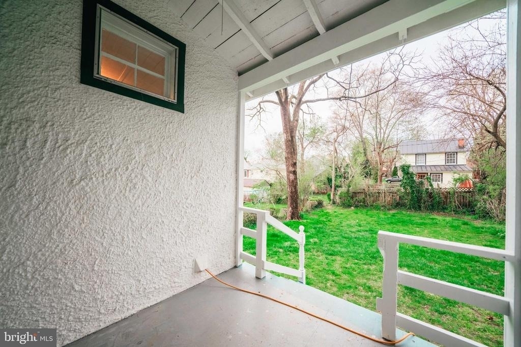 30 S Calhoun Street - Photo 7