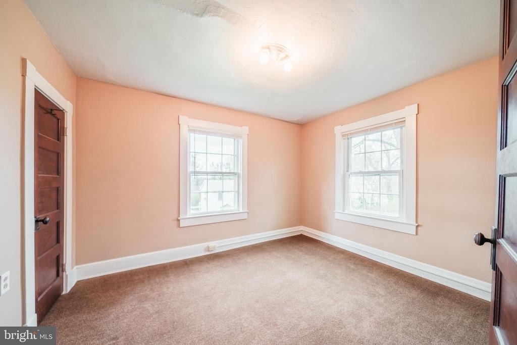 30 S Calhoun Street - Photo 25