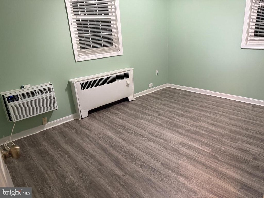 4316 N Pershing Drive - Photo 9